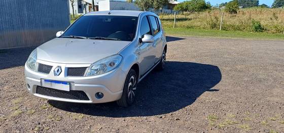 RENAULT SANDERO 1.6 EXPRESSION 8V HI-TORQUE FLEX 4P MANUAL RENAULT SANDERO 1.6 EXPRESSION 8V HI-TORQUE FLEX 4P MANUAL